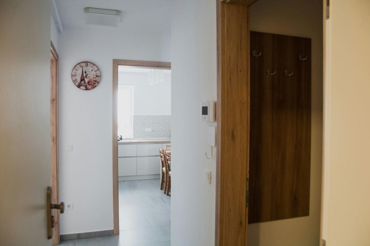 Apartament 4Tourists Brasov Exterior photo